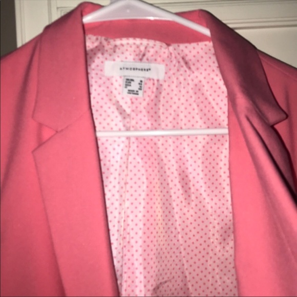 Blazer - Picture 2 of 2